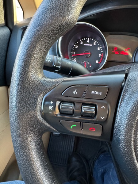 Kia Sedona 4dr Wgn LX 2015