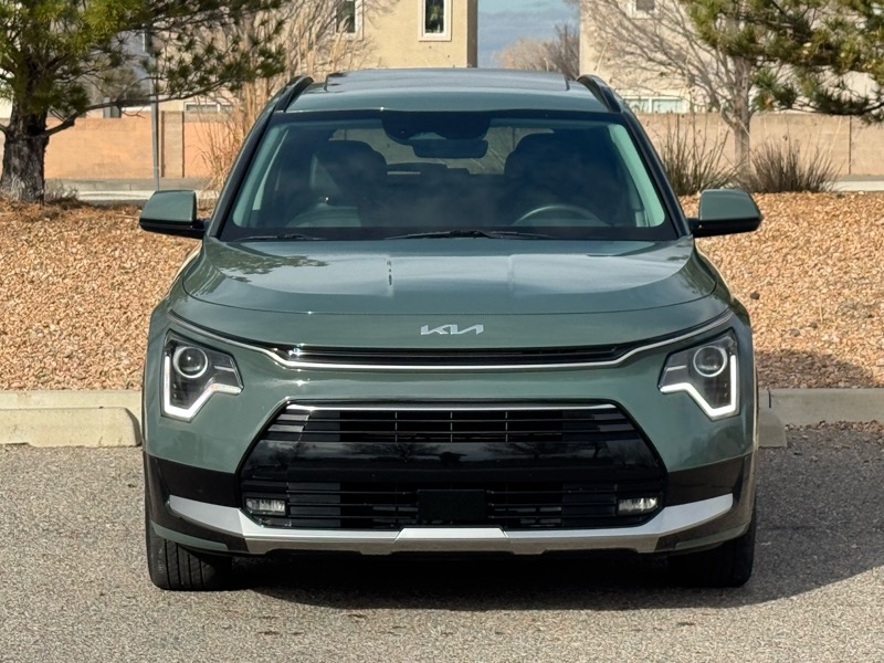 Kia Niro EX Touring FWD 2023