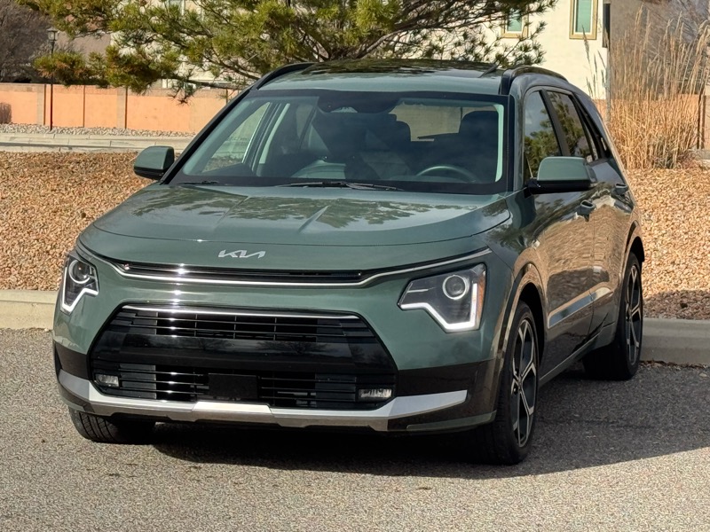 Kia Niro EX Touring FWD 2023