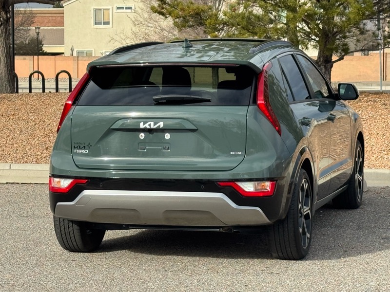 Kia Niro EX Touring FWD 2023