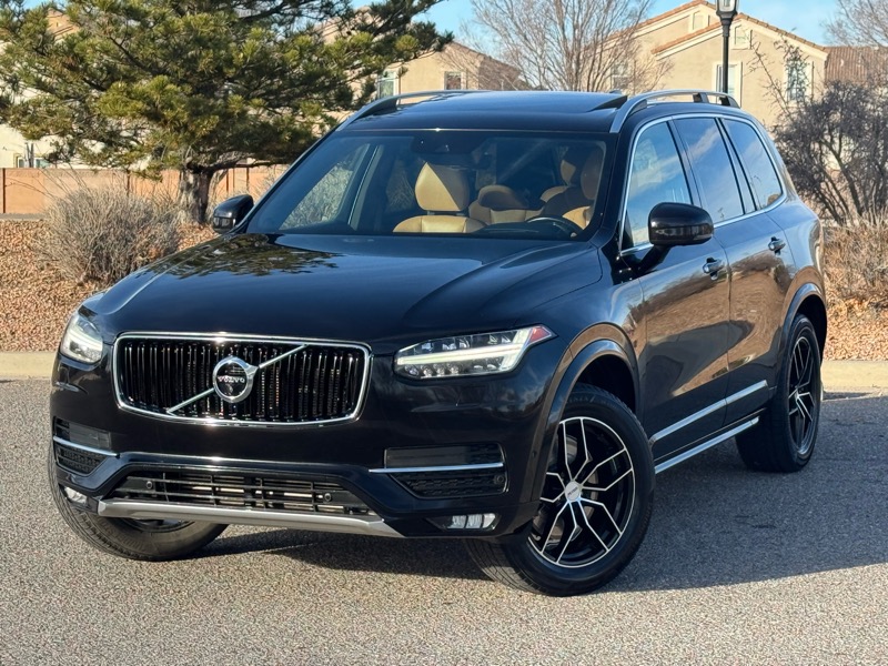 Volvo XC90 T6 AWD 7-Passenger Momentum 2018