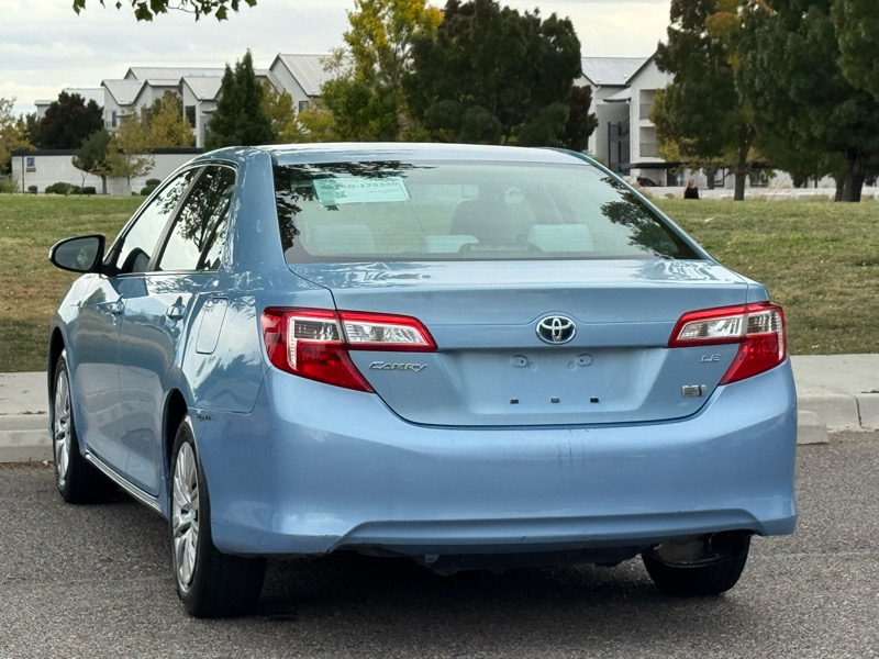 Toyota Camry Hybrid 4dr Sdn XLE (Natl) 2013
