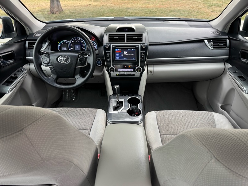 Toyota Camry Hybrid 4dr Sdn XLE (Natl) 2013