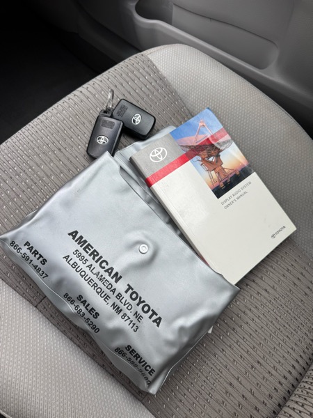 Toyota Camry Hybrid 4dr Sdn XLE (Natl) 2013