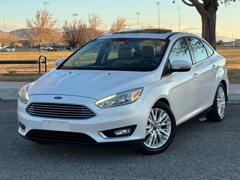 2017 Ford Focus Titanium Sedan