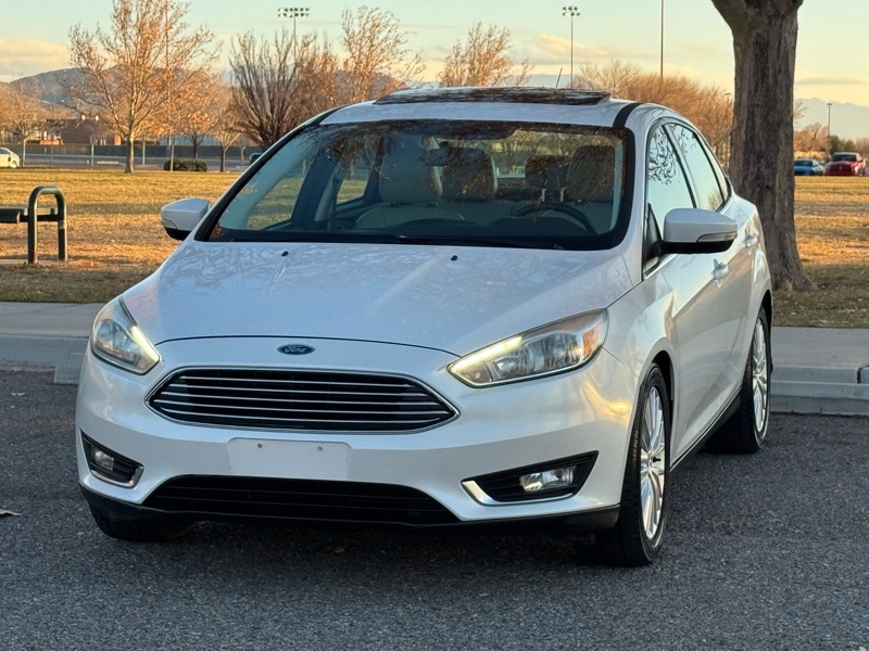 Ford Focus Titanium Sedan 2017