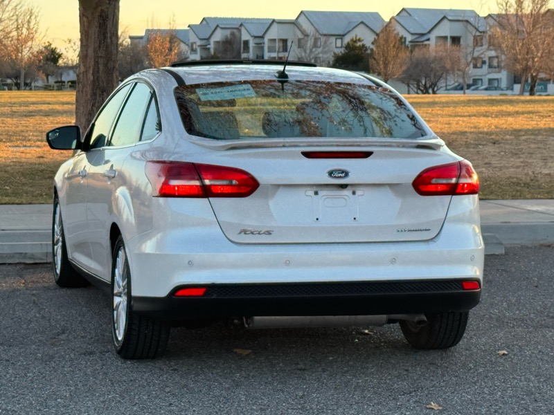 Ford Focus Titanium Sedan 2017
