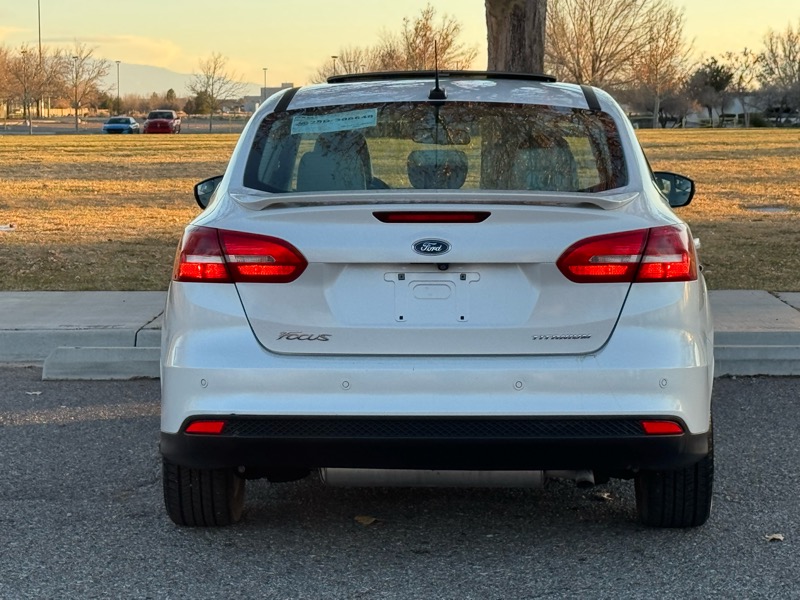 Ford Focus Titanium Sedan 2017