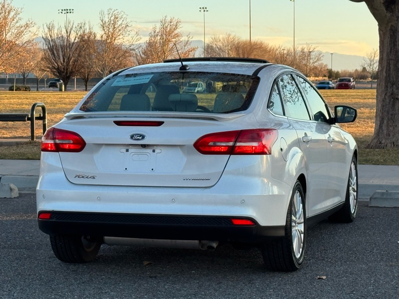 Ford Focus Titanium Sedan 2017