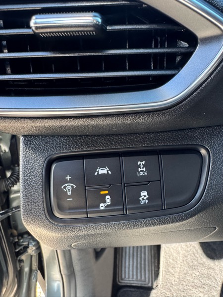 Hyundai Santa Fe SE 2.4L Auto AWD 2019