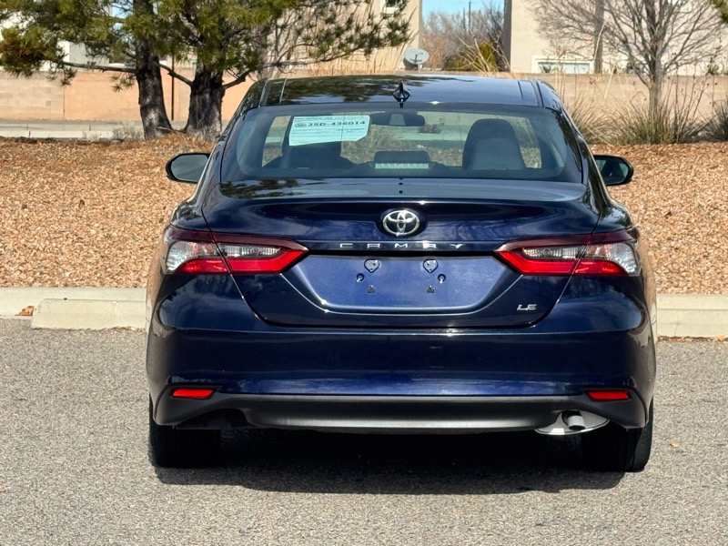 Toyota Camry LE Auto (Natl) 2022