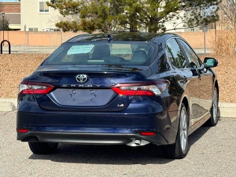 Toyota Camry LE Auto (Natl) 2022