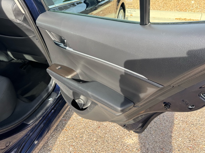 Toyota Camry LE Auto (Natl) 2022