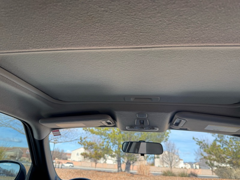 Nissan Juke 5dr Wgn CVT SV AWD 2014