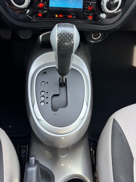 Nissan Juke 5dr Wgn CVT SV AWD 2014