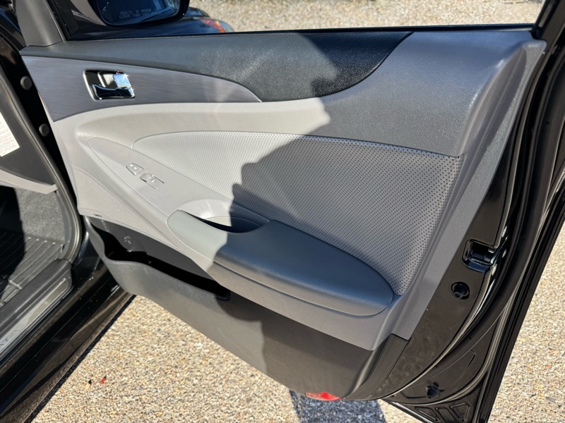 Hyundai Sonata Hybrid 4dr Sdn Limited 2015