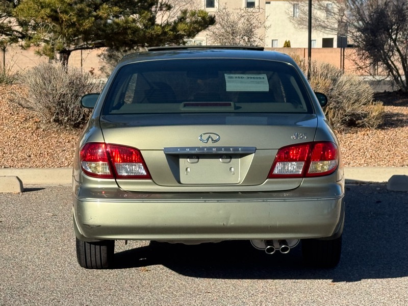 Infiniti I35 4dr Sdn Luxury 2002