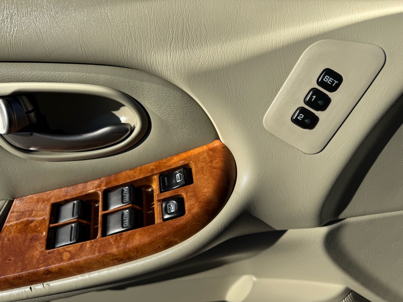 Infiniti I35 4dr Sdn Luxury 2002