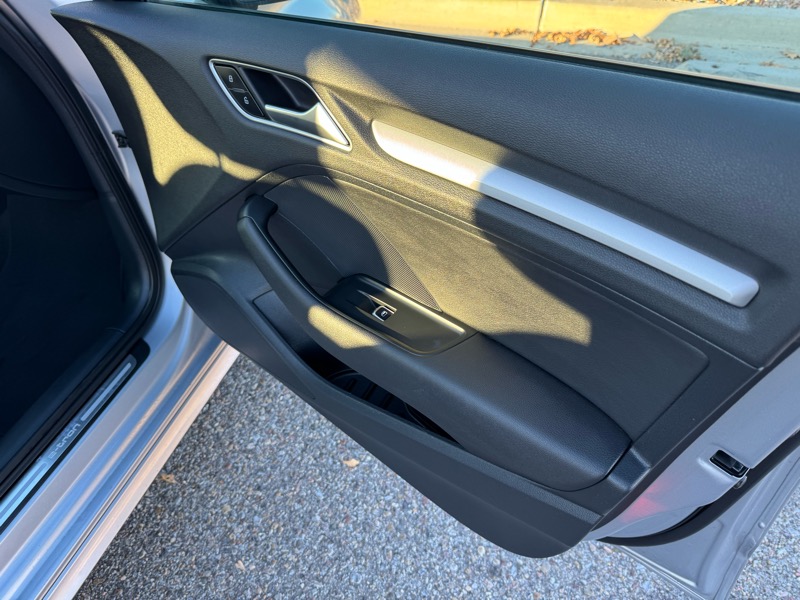 Audi A3 e-tron 4dr HB Premium 2016