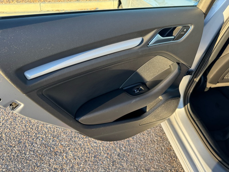 Audi A3 e-tron 4dr HB Premium 2016