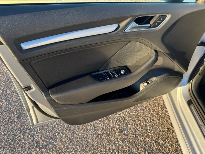 Audi A3 e-tron 4dr HB Premium 2016