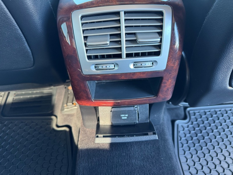 Mercedes-Benz S-Class 4dr Sdn S 550 4MATIC 2011