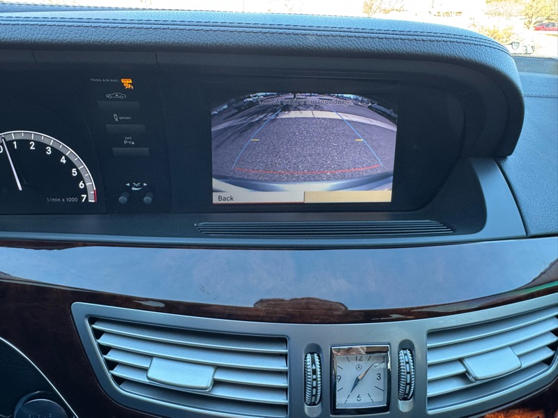 Mercedes-Benz S-Class 4dr Sdn S 550 4MATIC 2011