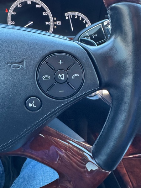 Mercedes-Benz S-Class 4dr Sdn S 550 4MATIC 2011