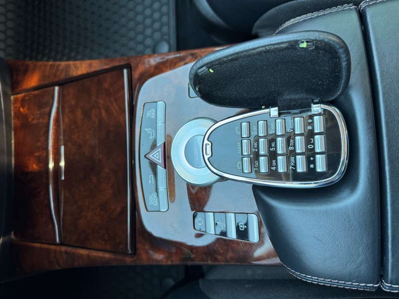 Mercedes-Benz S-Class 4dr Sdn S 550 4MATIC 2011