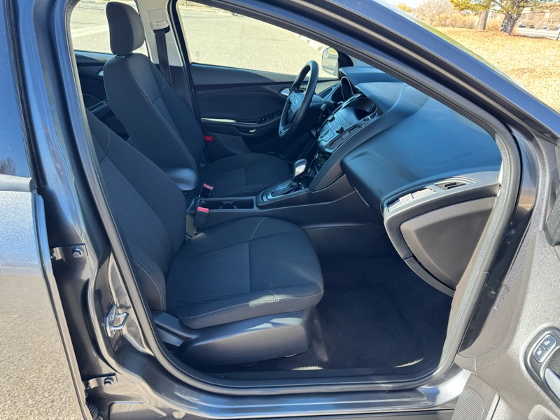 Ford Focus SE Sedan 2018