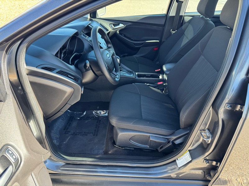 Ford Focus SE Sedan 2018