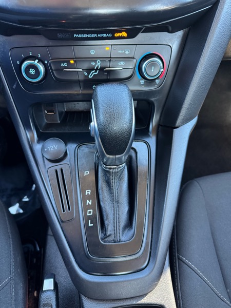 Ford Focus SE Sedan 2018