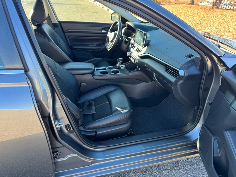 Nissan Altima 2.5 SR Sedan 2019