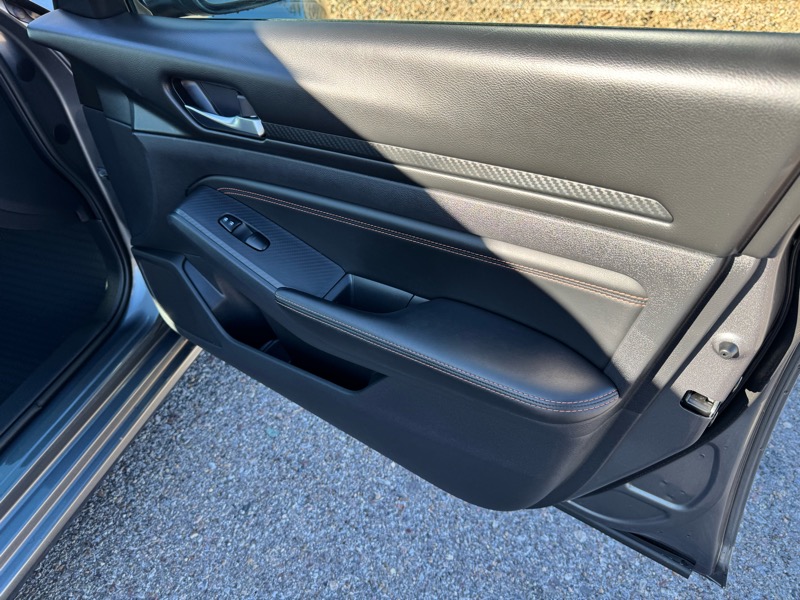 Nissan Altima 2.5 SR Sedan 2019