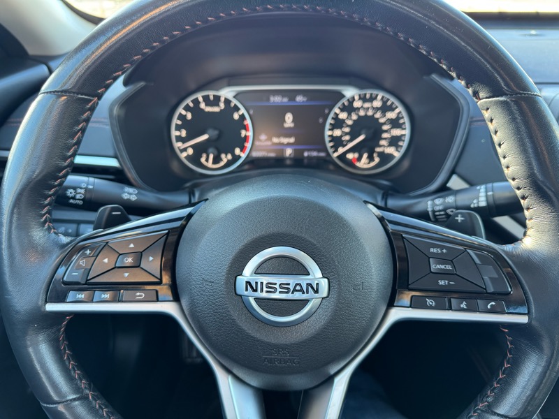 Nissan Altima 2.5 SR Sedan 2019