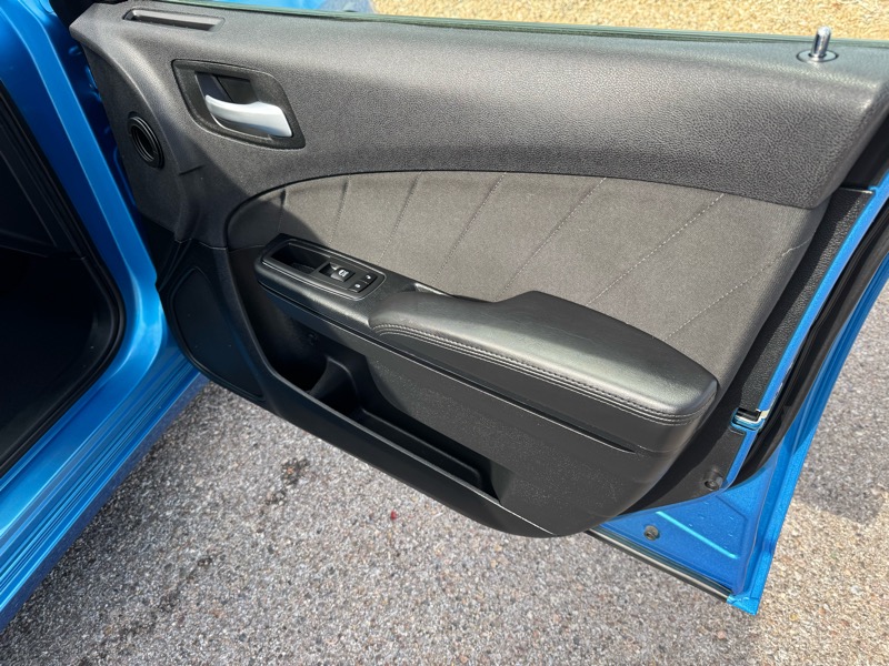 Dodge Charger SXT RWD 2019