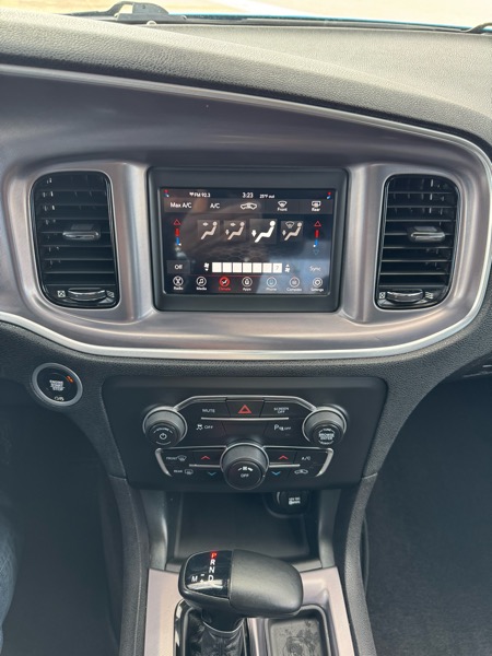 Dodge Charger SXT RWD 2019