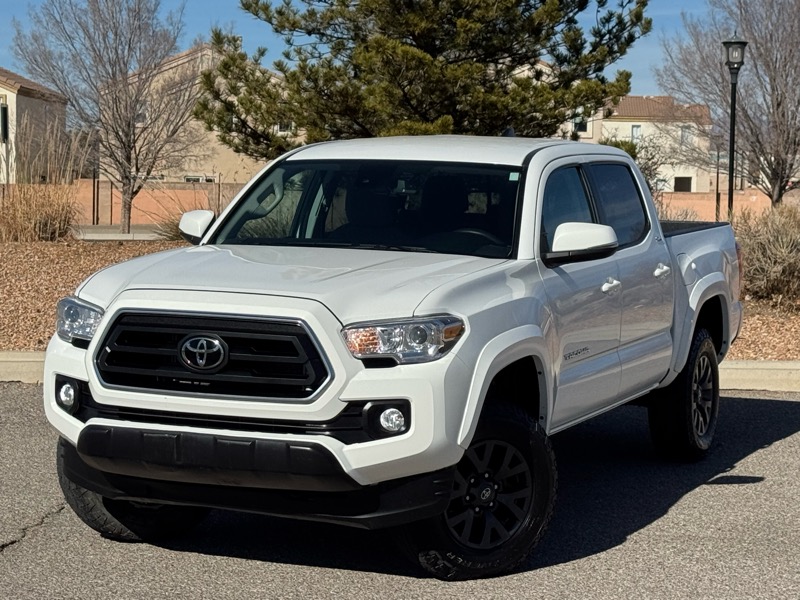 2023 Toyota Tacoma 4WD SR5 Double Cab 5' Bed V6 AT (Natl)