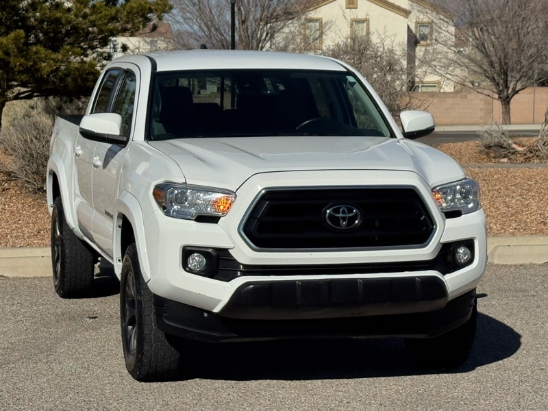 Toyota Tacoma 4WD SR5 Double Cab 5' Bed V6 AT (Natl) 2023