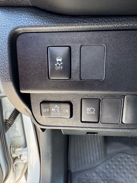 Toyota Tacoma 4WD SR5 Double Cab 5' Bed V6 AT (Natl) 2023