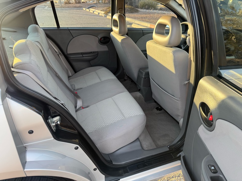 Saturn ION 4dr Sdn Auto ION 2 2007