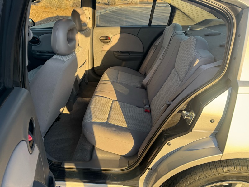 Saturn ION 4dr Sdn Auto ION 2 2007