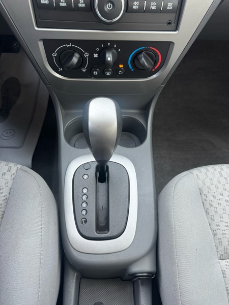 Saturn ION 4dr Sdn Auto ION 2 2007