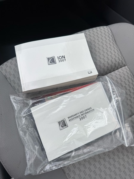 Saturn ION 4dr Sdn Auto ION 2 2007