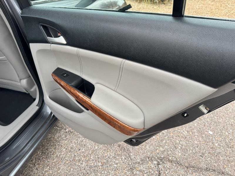 Honda Accord Sdn 4dr I4 Auto EX-L 2011