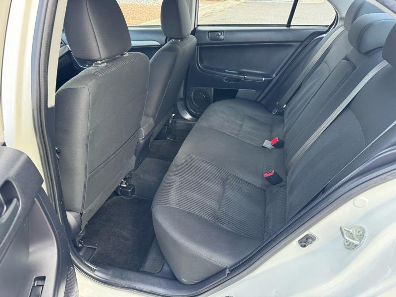 Mitsubishi Lancer 4dr Sdn Man ES FWD 2015