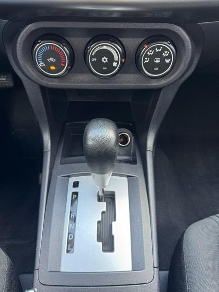 Mitsubishi Lancer 4dr Sdn Man ES FWD 2015
