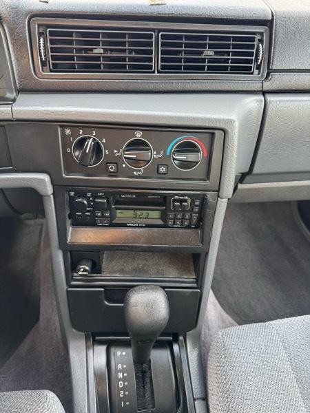 Volvo 900 4dr Sedan 1995