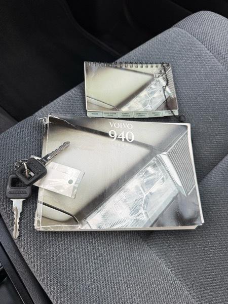 Volvo 900 4dr Sedan 1995