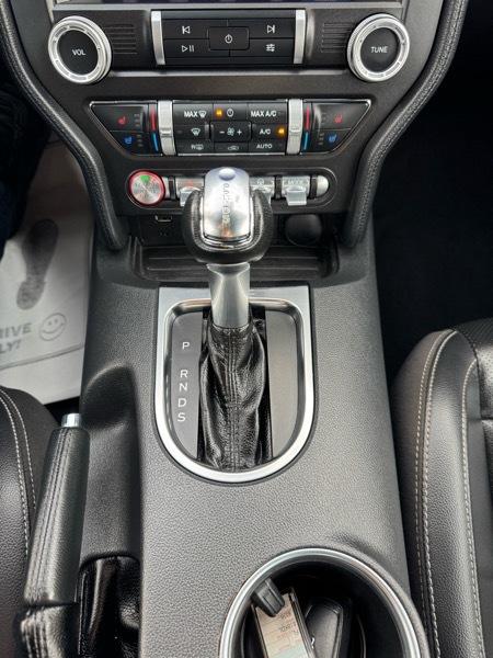 Ford Mustang EcoBoost Convertible 2023